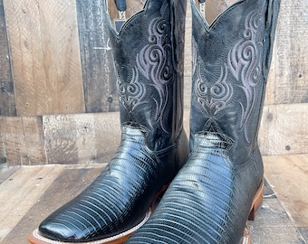 Handcrafted Men's Lizard Cowboy Boots/ Square Toe Cowboy Boots Lizard/ Men's Exotic boots/ Botas vaqueras exoticas/ Men's Black cowboy boots