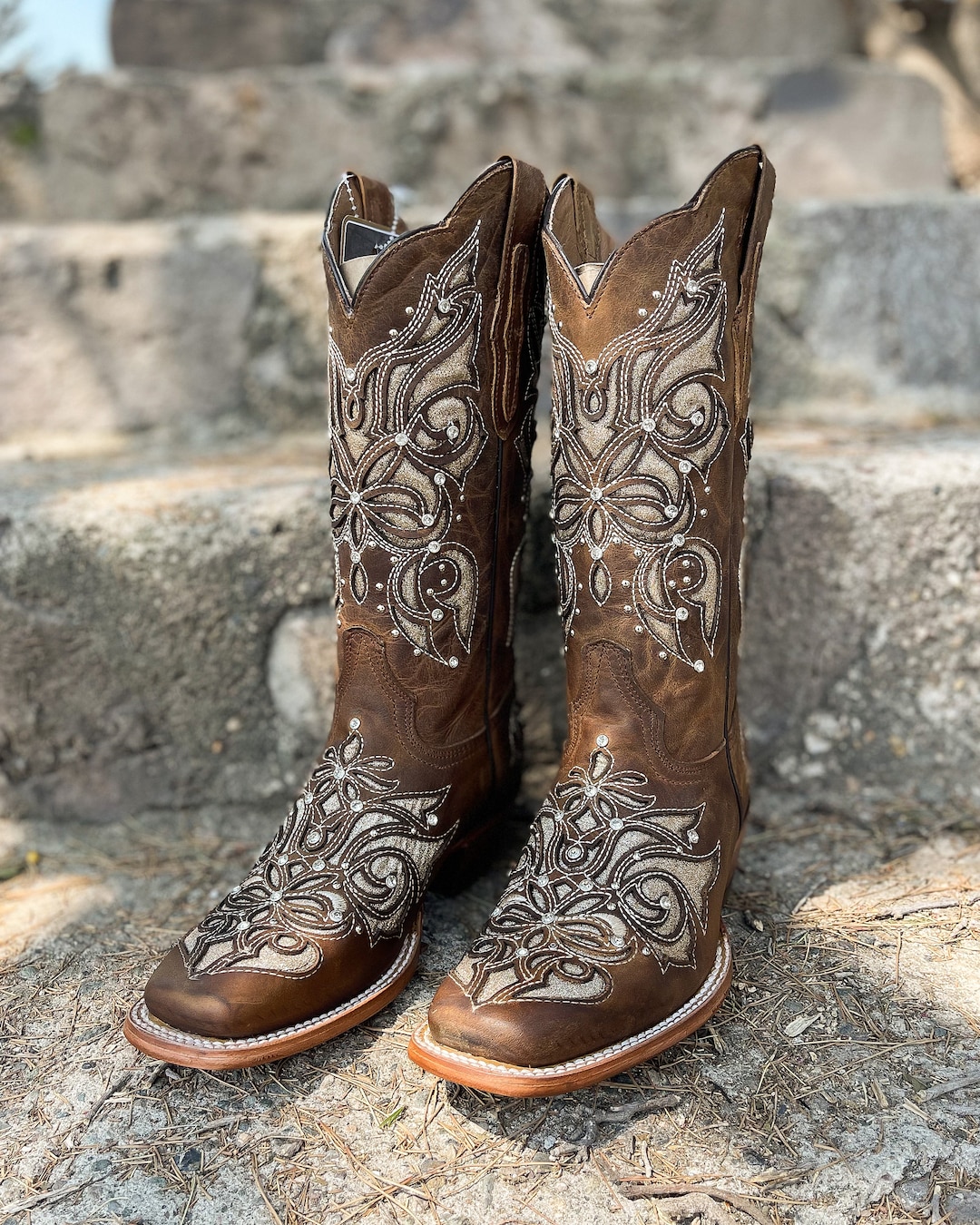 insulated cowboy boots womens