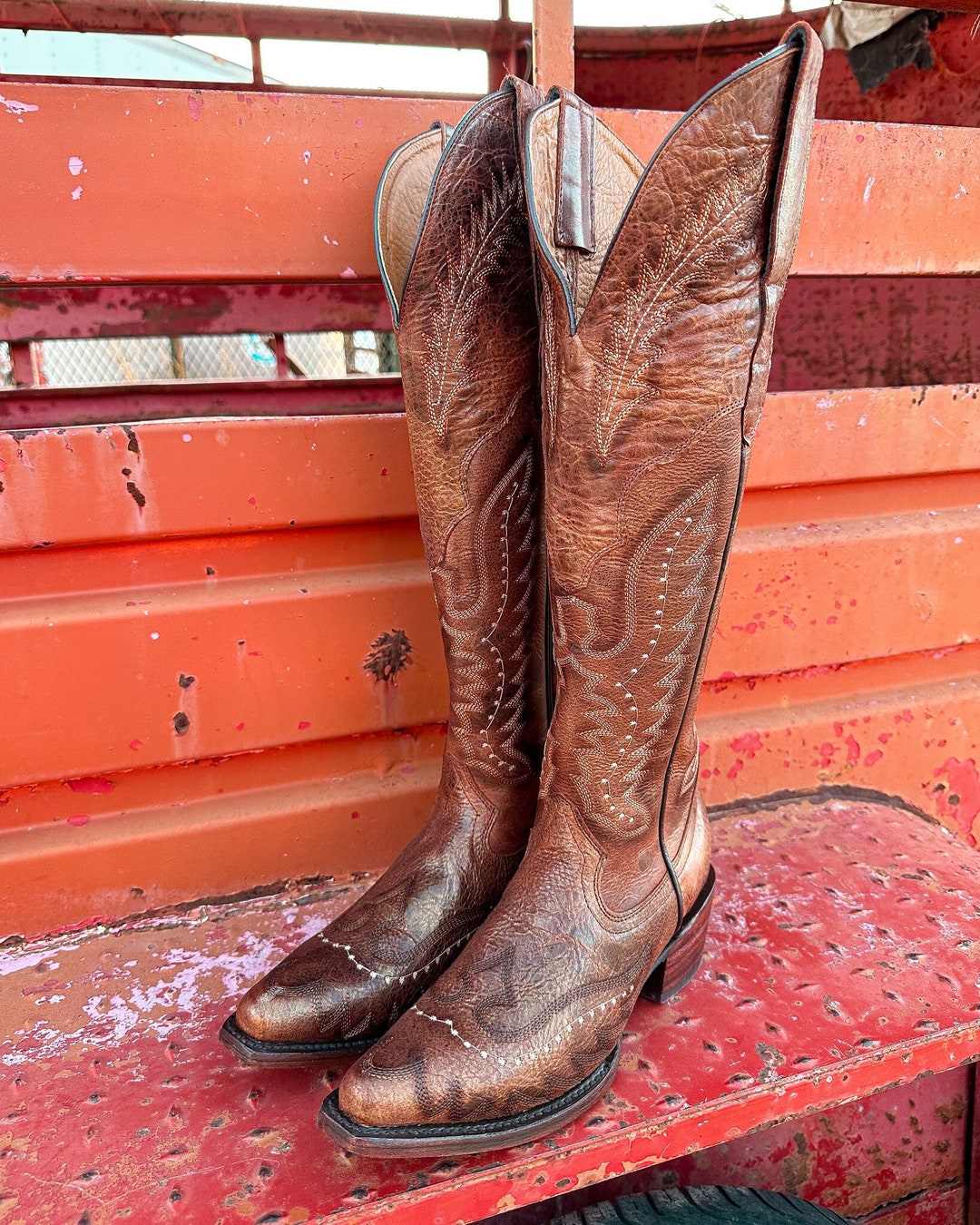 Handmade Western Tall Cowboy Boots Knee High / Tall Brown Cowboy Boots — free download