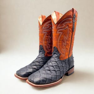 Handcrafted Men's Bass Cowboy Boots/ Square Toe Cowboy Boots Pirarucu/ Men's Exotic boots/ Botas vaqueras exoticas/ Men's fish cowboy boots