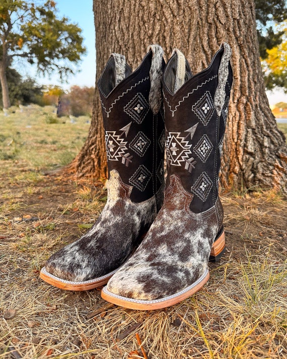Handcrafted Men's Cowhide Cowboy Boots/ Square Toe Cowboy Boots Cowhide/  Men's Exotic Boots/botas Vaqueras Exoticas/ Men's Hide Cowboy Boots 