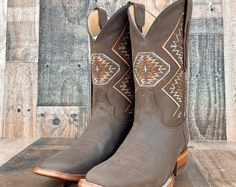 Handmade Leather Floral Embroidered Boots/ Mexican Artisanal Women's Boots/ Western Boots/Cowgirl Authentic Boots/ Women's Mexican Boots