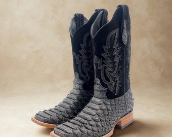 Handcrafted Men's Python Cowboy Boots / Square Toe Cowboy Boots Snake/ Men's Exotic boots/ Botas vaqueras exoticas/ Men's  cowboy boots gray