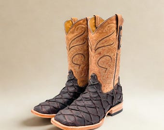 Handcrafted Men's Bass Cowboy Boots/ Square Toe Cowboy Boots Pirarucu/ Men's Exotic boots/ Botas vaqueras exoticas/ Men's fish cowboy boots
