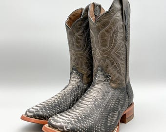 Handcrafted Men's Python Cowboy Boots/ Square Toe Cowboy Boots Snake/ Men's Exotic boots/ Botas vaqueras exoticas/ Men's  cowboy boots