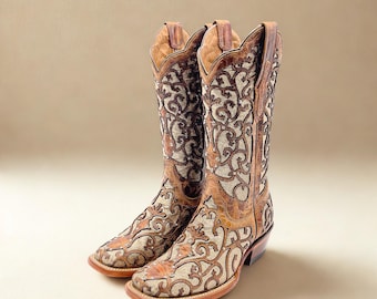 Western Cowboy Boots /Women cowboy boots/ cowgirl boots/ wedding cowboy boots/ stagecoach boots / Glitter boots / Rhinestone boots / Gold