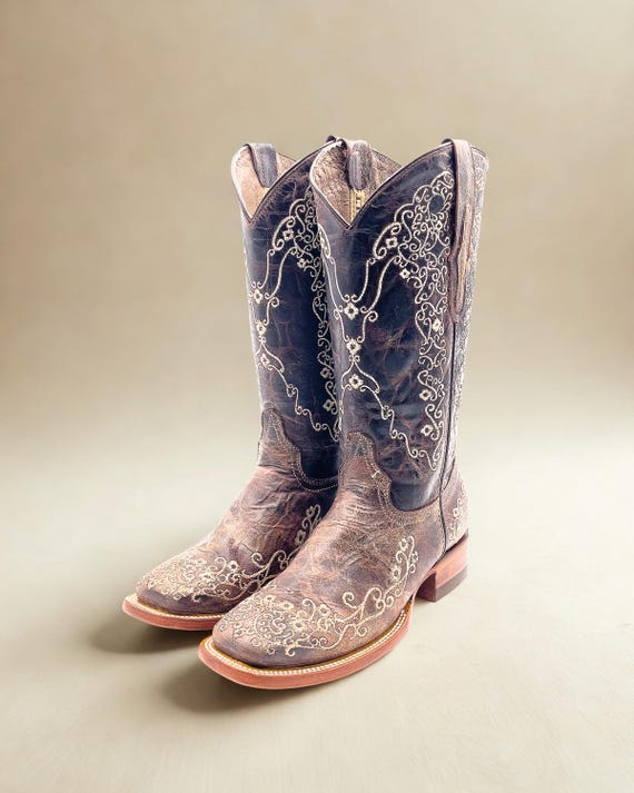 Handmade Western Cowboy Boots / Brown cowboy boots/ cowgirl boots/ Botas vaqueras/ Square toe boots