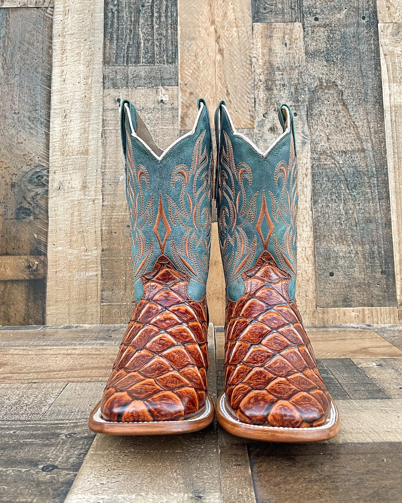 Handcrafted Men's Bass Pirarucu Cowboy Boots/ Square Toe Cowboy Boots ...