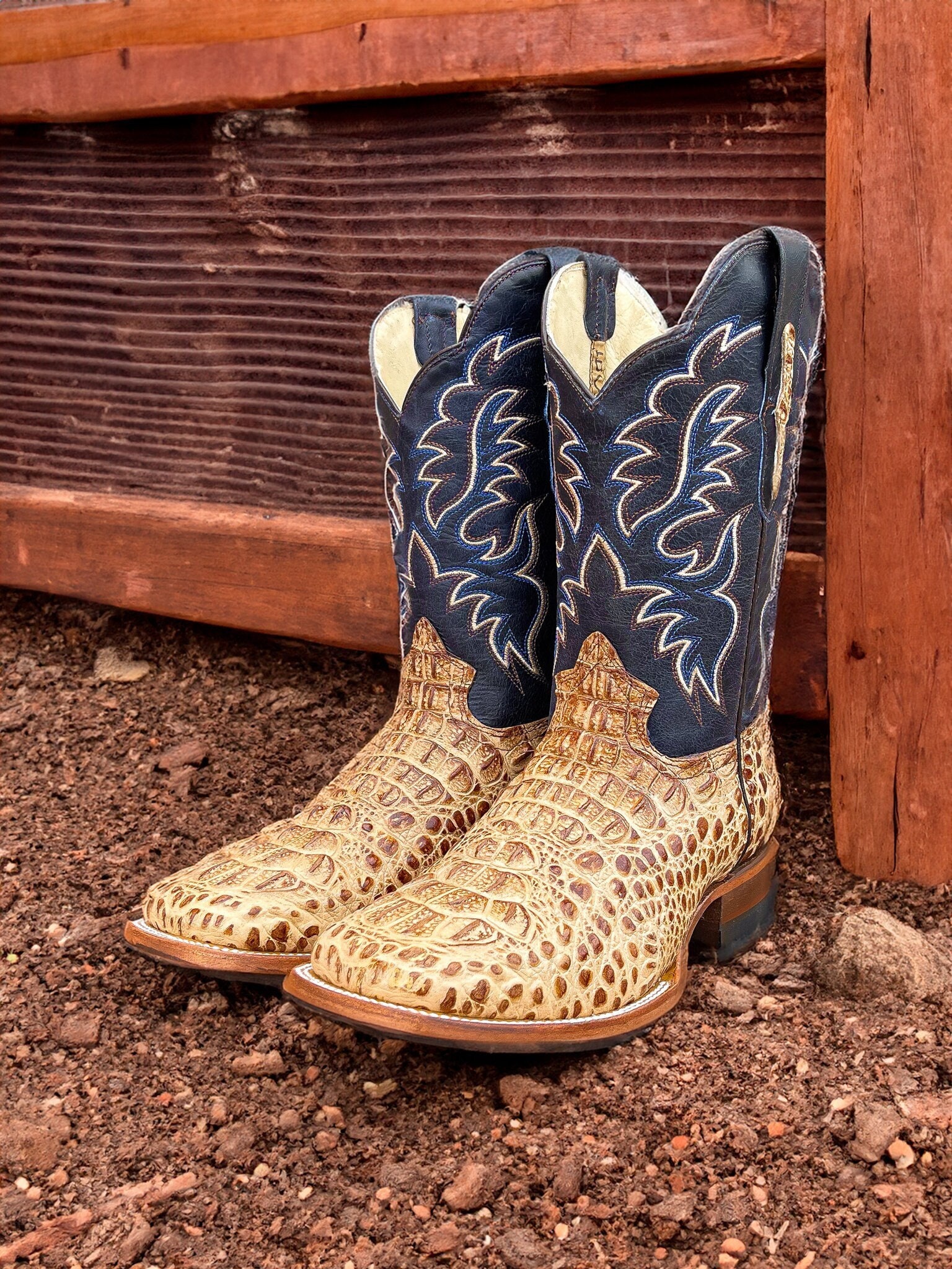 Vintage Botas Paisa Crocodile Print Cowboy Boots – Men’s Size 7.5 Handmade MENS CROCODILE Black Faux Alligator Cocodrilo Leather Cowboy  main image 3