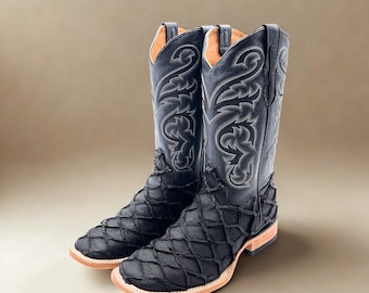 Handcrafted Men's Bass Cowboy Boots/ Square Toe Cowboy Boots Pirarucu/ Men's Exotic boots/ Botas vaqueras exoticas/ Men's fish cowboy boots