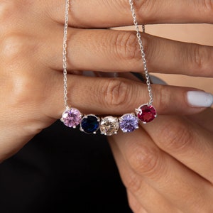 Personalized Family Birthstone Necklace, Round Birthstone Necklace, Custom Birthstone Jewelry, Birthday Gift, Mothers Necklace, Gift for Mom