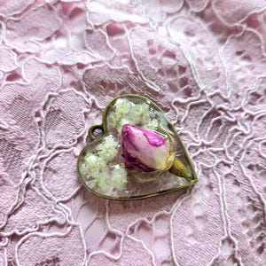 Handmade pink rose bud Resin pendant, real flower necklace, gift for her, nature lover gift