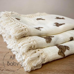 Teddy bear muslin blanket with tassels, baby bear blanket, neutral muslin/blanket, bear swaddle blanket.