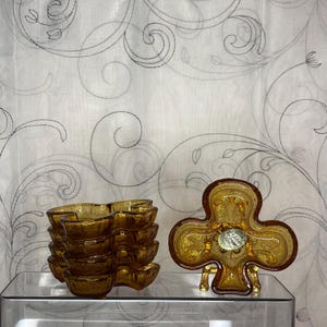 Tiara - Indiana Glass - Sandwich Amber Glass Dish - Set of 5