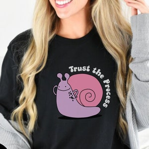 Chemise Trust The Process, chemise de guérison, chemise de santé mentale, chemise de motivation, cadeau de thérapeute, chemise d&#39;autosoins, chemise de conseiller, chemise de thérapie