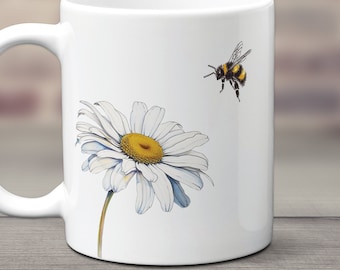 Bee Mug, Bee Lover Gift, Daisy Coffee Cup, Honeybee Ceramic Mug, Bee Flower, Floral Tea Cup, Bumblebee, Nature Lover, Cute Bee, Gardening
