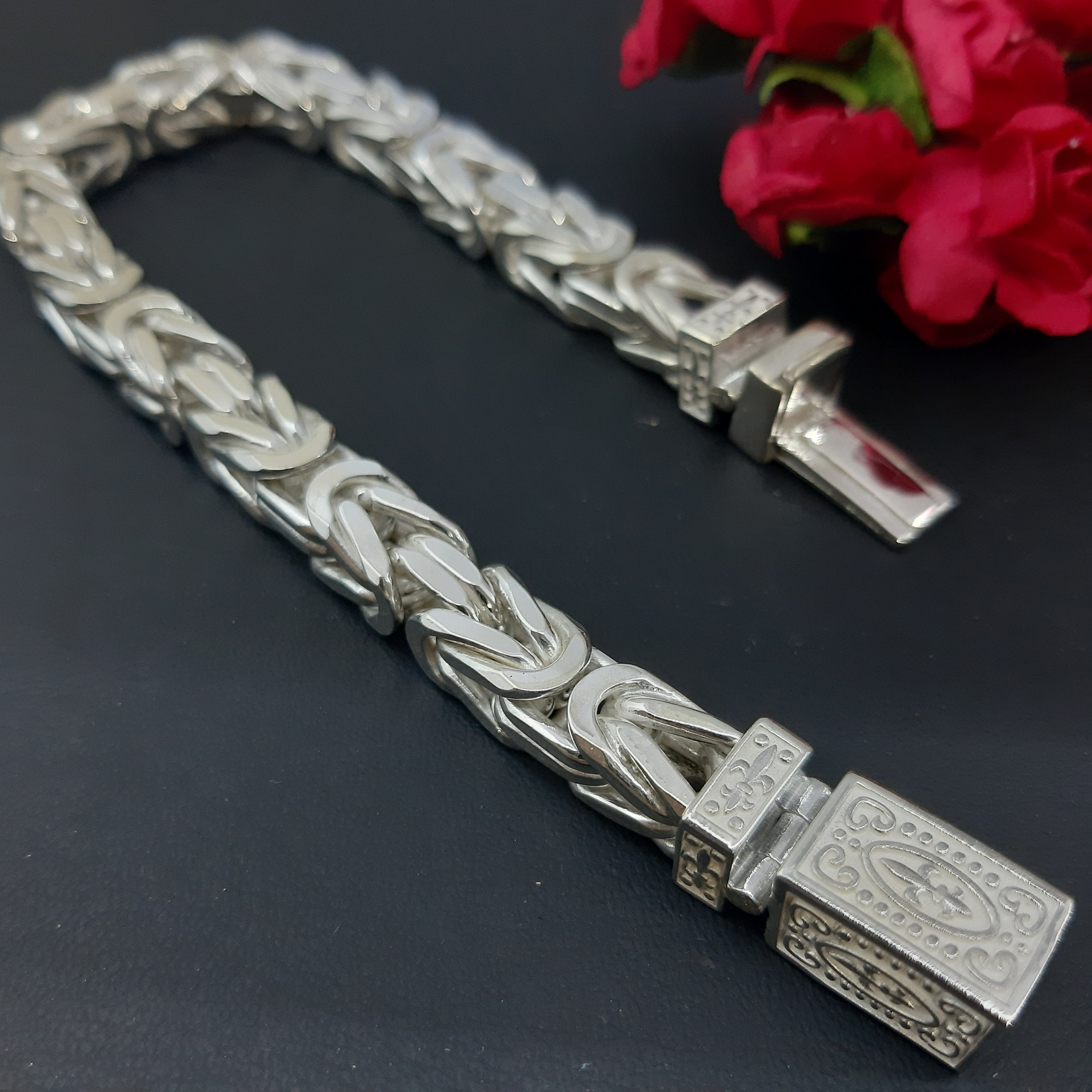 New Model 925 Sterling Silver White Square Box Lock Chain New Model 925 Sterling Silver White Square Box Lock Chain