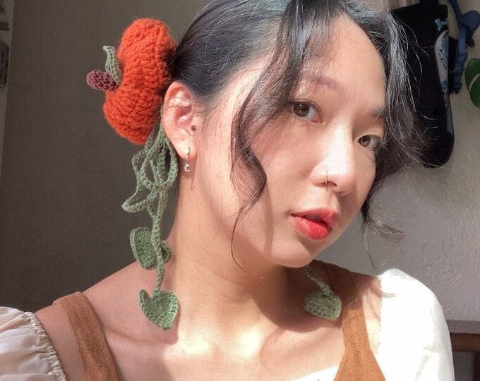 bridal headpiece for bun