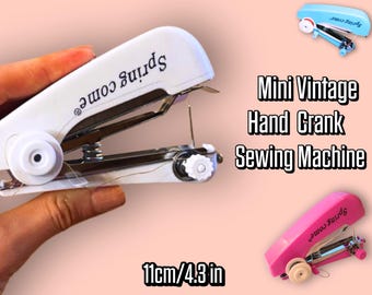Mini Vintage Handkurbel-Nähmaschine 11 cm / 4.33 in | Nähwerkzeug im Antik-Stil | Sammler-Miniatur Nähmaschinen-Dekor