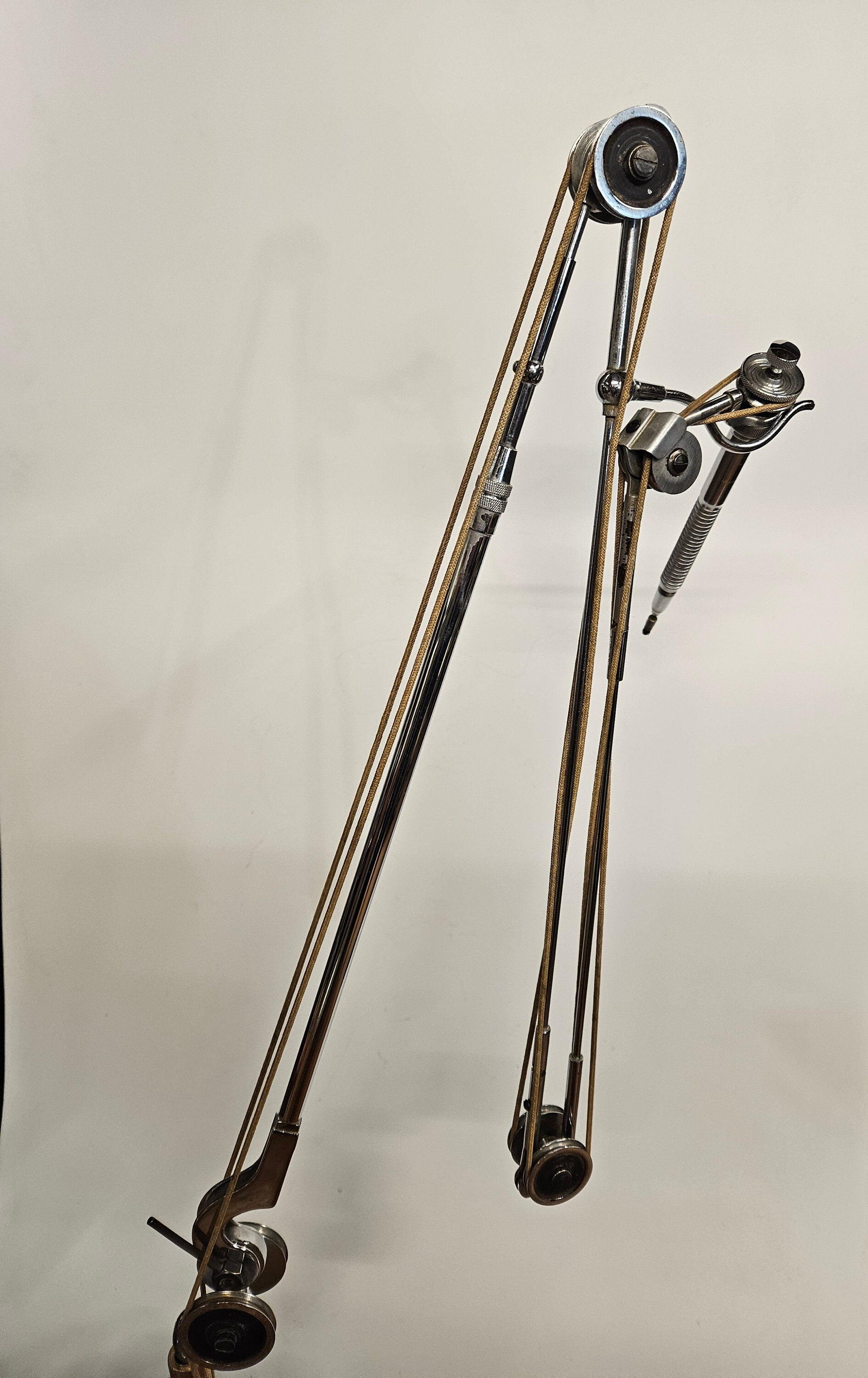 1920 年代の歯科用ドリル...初期の電動ベルト駆動...E.E. スミス 