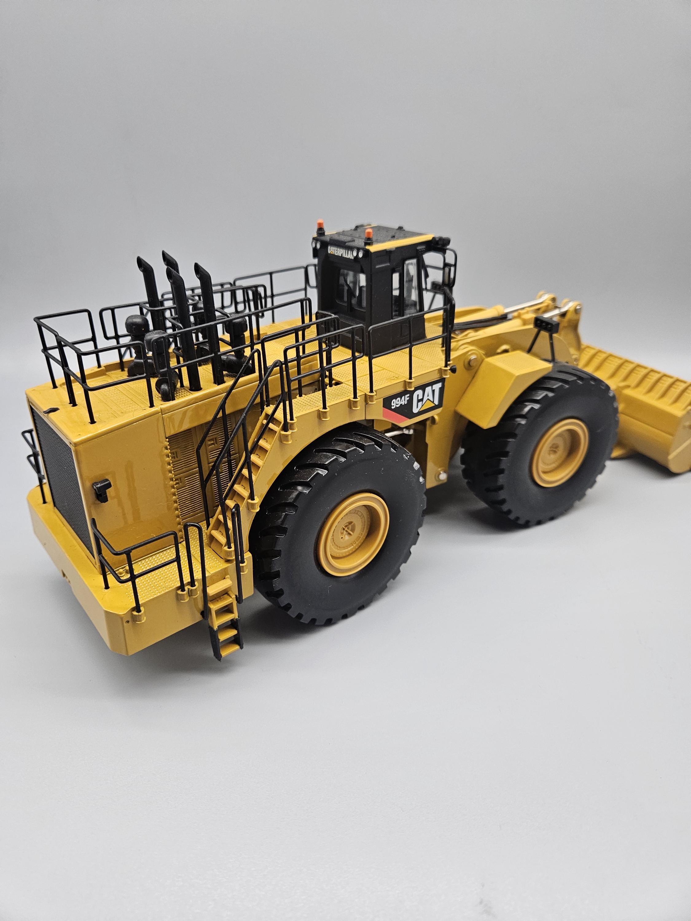 トップ CAT 994F Quality High Scale, 1:50 Loadernorscot Wheel ミニカー