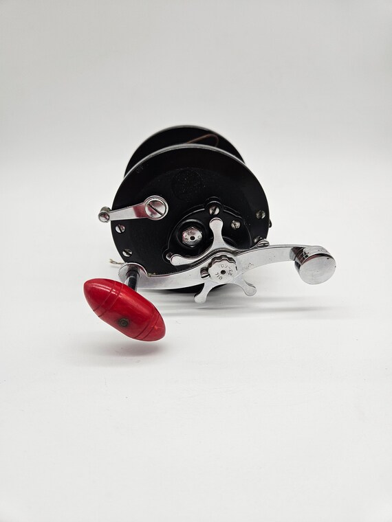 Moulinet De Pêche Vintage Penn N°180 - Fabriqué Aux USA - Rouge - Occasion