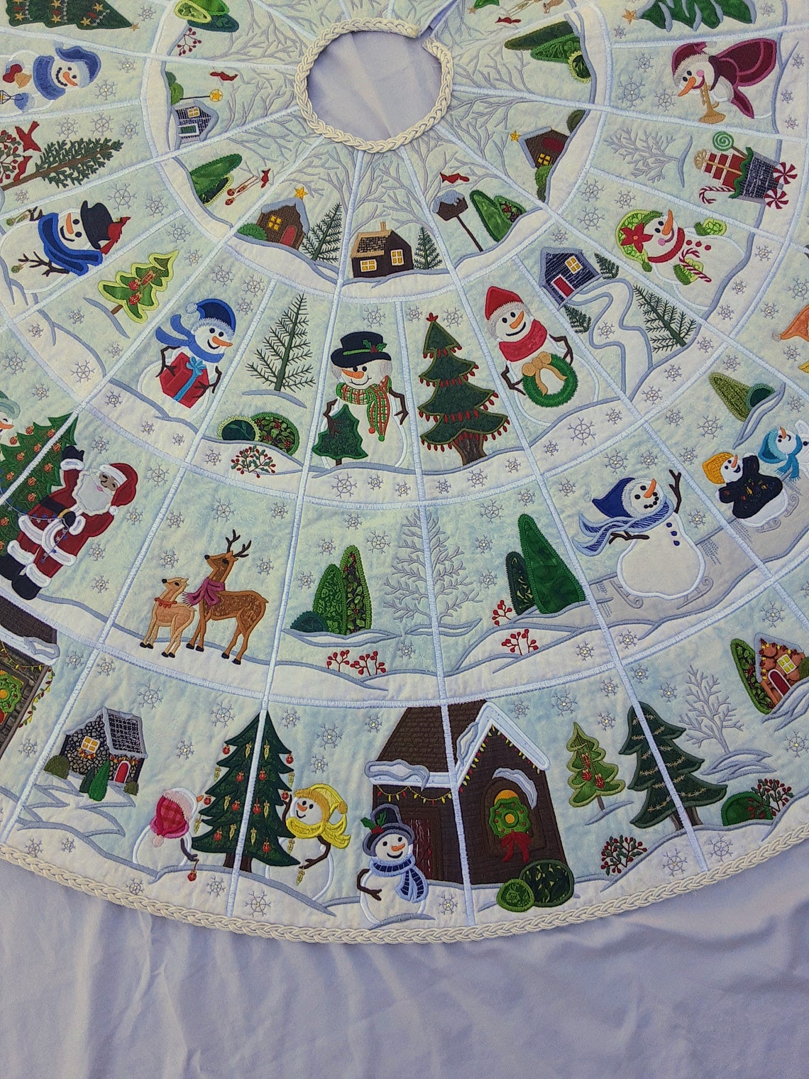 Snowman Christmas Tree Skirt 