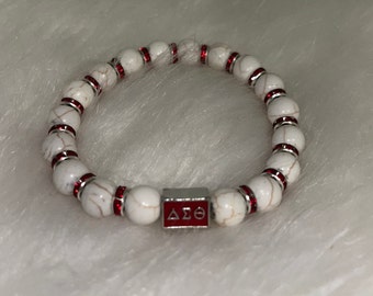 Pulsera de cuentas de mármol blanco