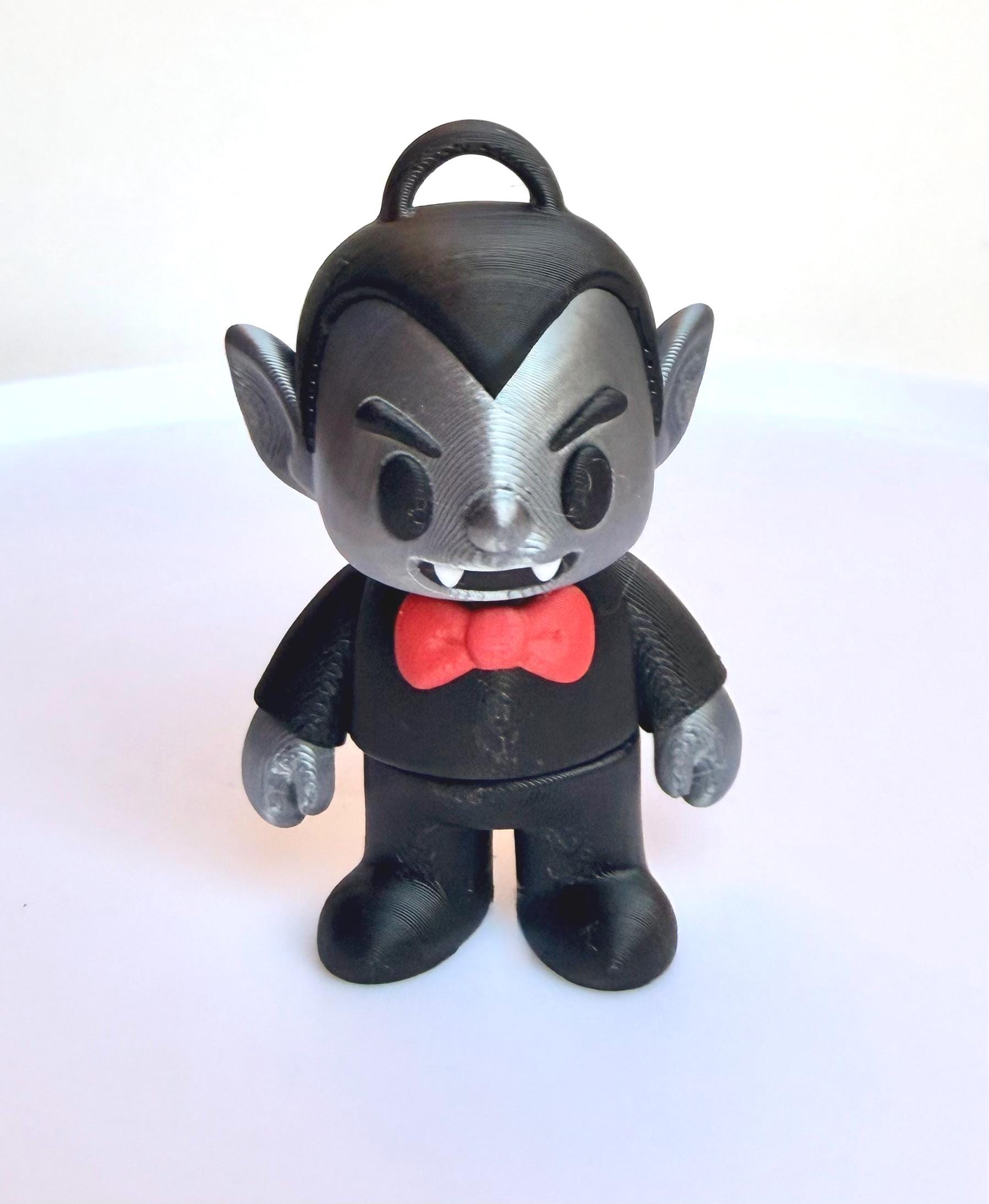 3D Printed Flexi Vampire - Spooky Halloween Fidget Toy, Fun Collectible Gift, Poseable Desk Buddy