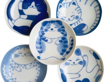 Juego de 5 platos de cerámica japoneses Mino Ware con gato dibujado a mano, plato pequeño para salsa, plato para salsa de soja, plato para sushi, tazón de comida para gatos, plato de porcelana