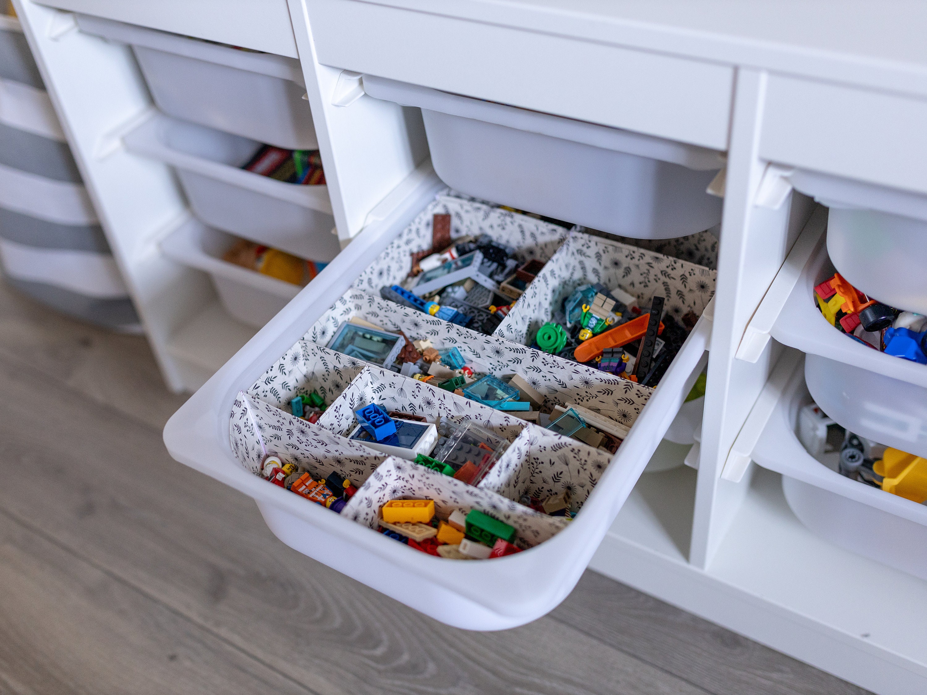 Storage Bin With Dividers -  Canada