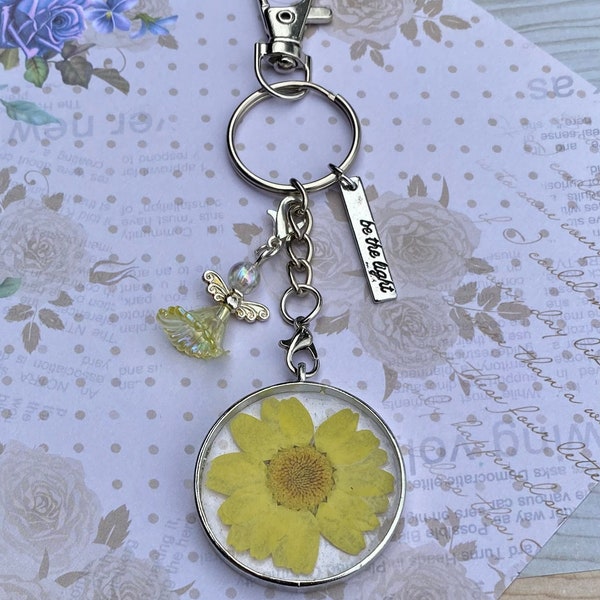 Porte-clés fleur séchée jaune