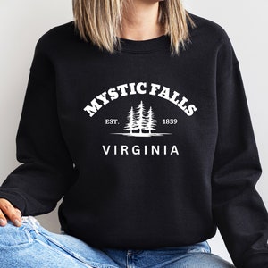 Mystic Falls Sweatshirt, Herbst Sweatshirt, Vampire Diares, Virginia Rundhalsausschnitt, Mystic Falls Shirt, trendiges Sweatshirt, Muttertagsgeschenk Bild 2