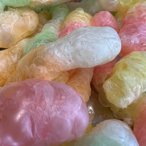 Freeze Dried Gummy Worms