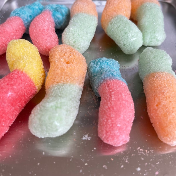 Sour Gummy Worms!! Freeze dried!