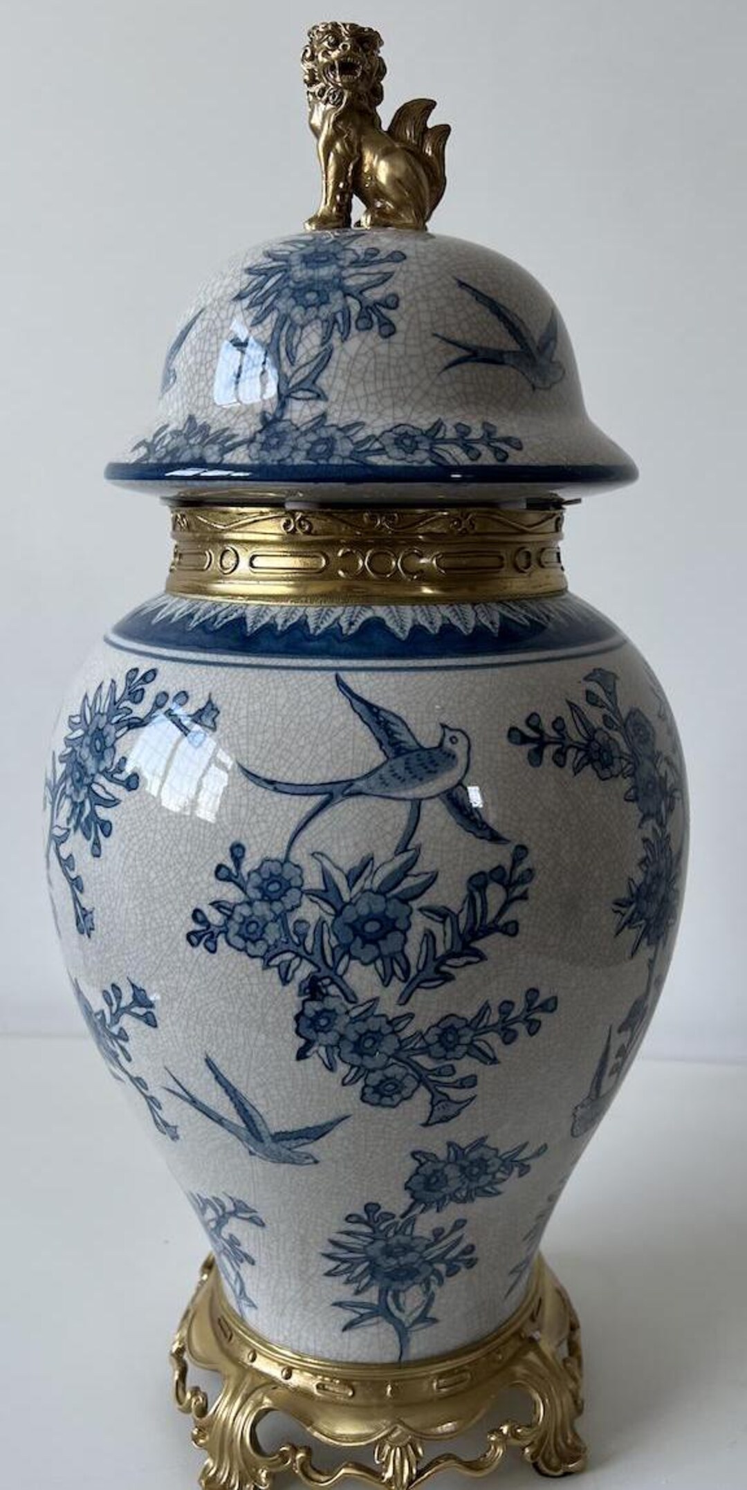 青と白の生姜壺：花と鳥のモチーフ、真鍮製の狛犬蓋 - Etsy 日本