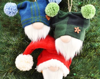 Gnome Christmas Ornament – Soft Hat, Knitted Body, Shaking Noise – XTree Decor – Red, Blue, Green