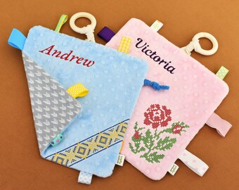 Personalized Ukrainian Embroidered Lovey – Minky Baby Security Blanket with Wooden Teether – 9 Colors, 7 Designs, 6 Fonts