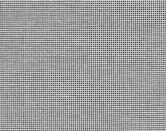 Wit 18-draads Zweigart Interlock Mono wandtapijtcanvas - verkrijgbaar in diverse maten.