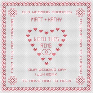 Könnte beinhalten: Rotes Kreuzstich-Design mit einer Herzform aus kleinen Herzen. Der Text lautet "From this day forward, our wedding promises, Matt + Kathy, with this ring, our wedding day, 1 Jun 20XX, to have and to hold, to love and to cherish."