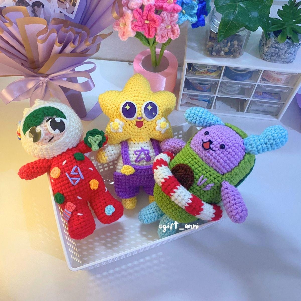 GMMTV Mascot Avocean Paody Ceri Keychain: Handmade GMM Crochet