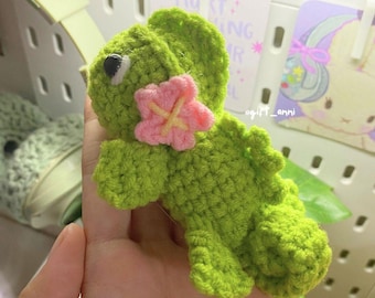 Pascal Plush Crochet : Tangled Rapunzel Chamaleon Amigurumi (Finished Product)