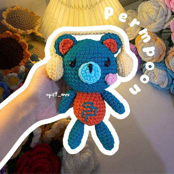 GMMTV Mascot Avocean Paody Ceri Keychain: Handmade GMM Crochet