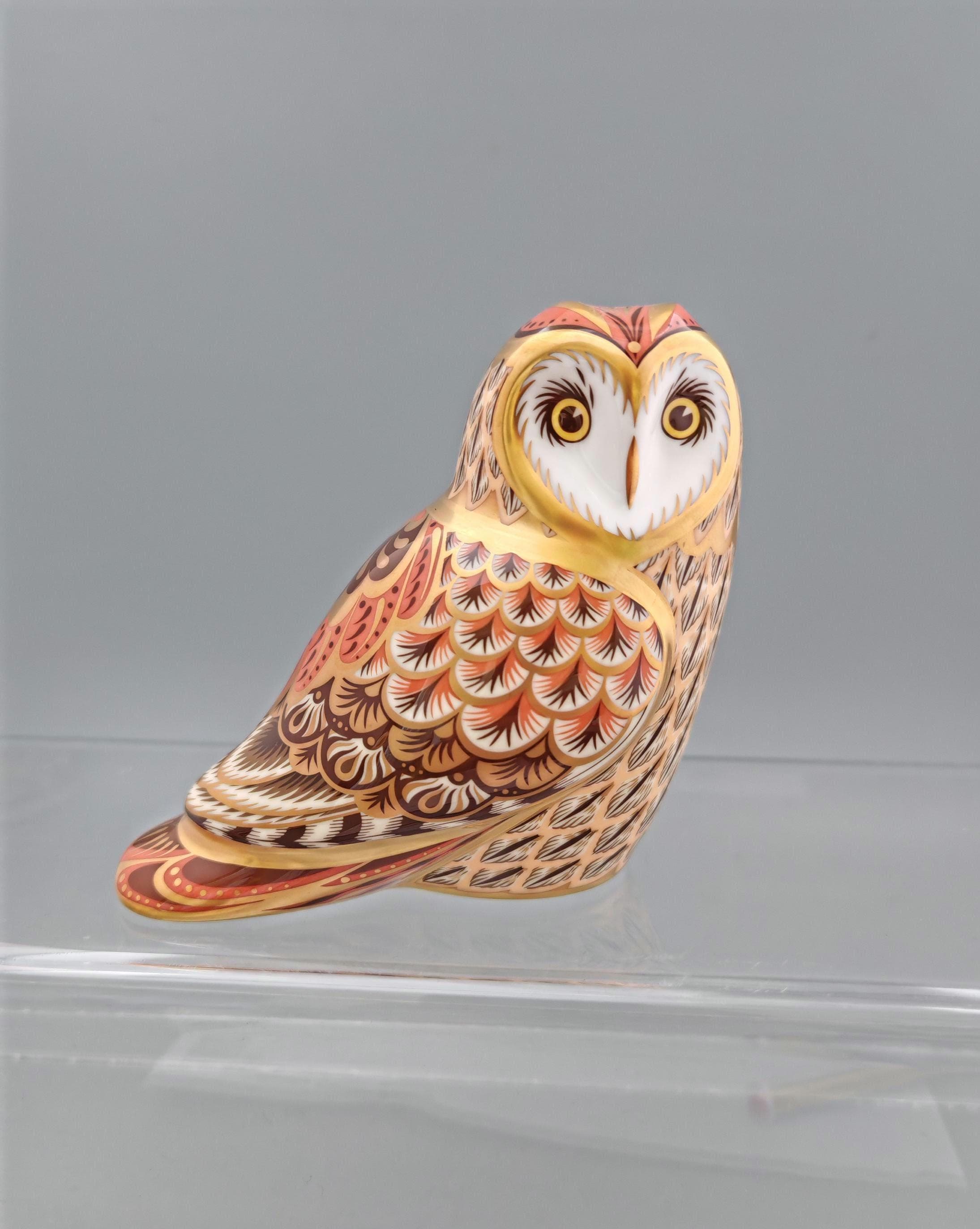 Royal Crown Derby Short Eared Owl Paperweight, Gold Stopper Collectors Guild Exclusive, Collectible 