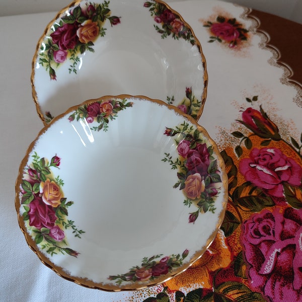 Royal Albert Old Country Roses Soup Bowls 15.5cm Diameter. Set of 2.