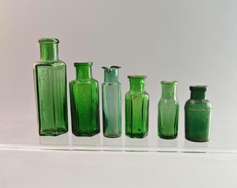 Victorian Green Glass Bottles & Apothecary Vials Set of 6 Ribbed Poison Glass Chemist Curio Display Aged Glass Phials Cabinet Decor Gift