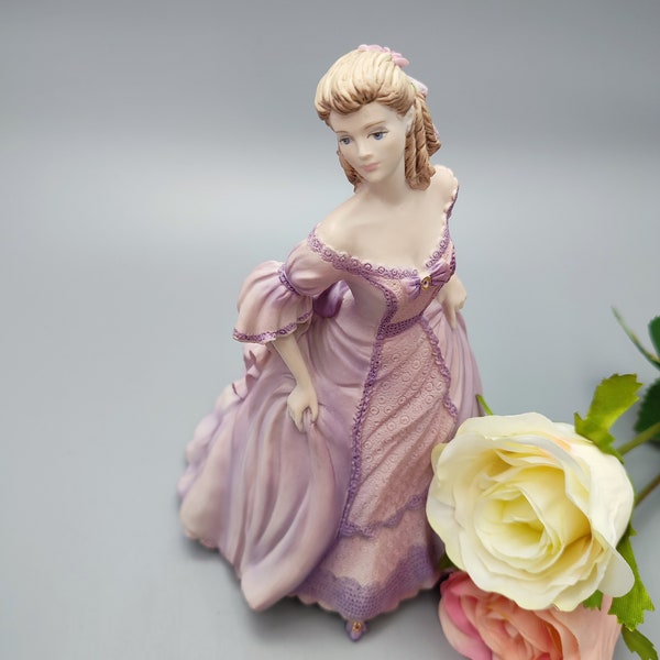 Coalport Figurine / Age of Elegance Collection / "Moonlight Rendezvous".