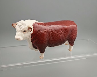 Figura de toro Hereford "Campeón de Campeones" de Beswick.