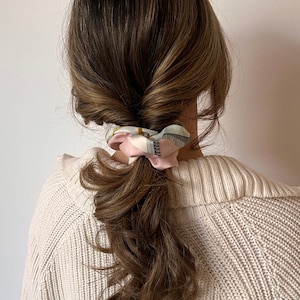 HÅRSNÄLLA / Vintage Missoni / 100 % siden / Designerhårsnodd / Lyxigt hårsnodd / Håraccessoar för kvinnor / Statementhårband