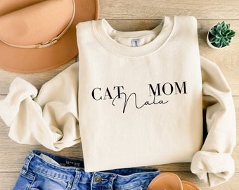 Cat mom Sweatshirt, gift idea for Birthday or Christmas, Statement Sweatshirt, customize it with your Cats Name